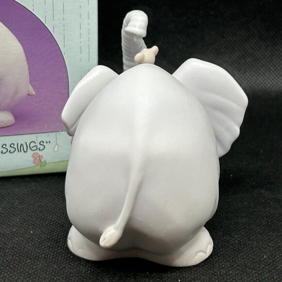 Precious Moments "Showers of Blessings" figurine - Picture 2 of 5